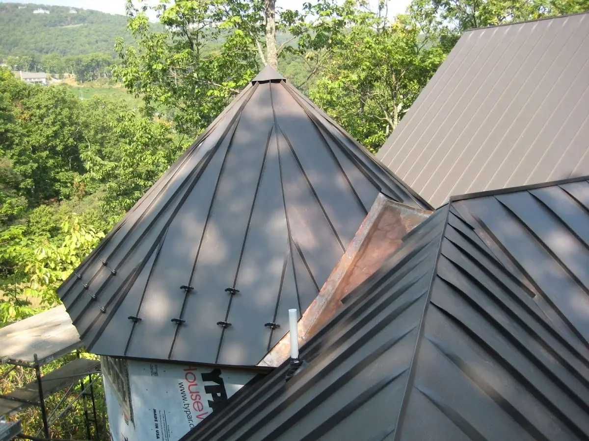 Professional Roof Tarp Installation by Craftsman Roofing in Corey Hill